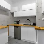 Zloty Potok Chic By Bookinghost Apartment Warschau