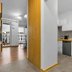 Apartment Zloty Potok Chic By Bookinghost *