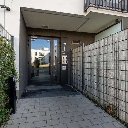 Zloty Potok Chic By Bookinghost Varsovia