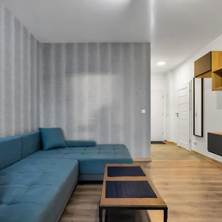 Zloty Potok Chic By Bookinghost Varsavia